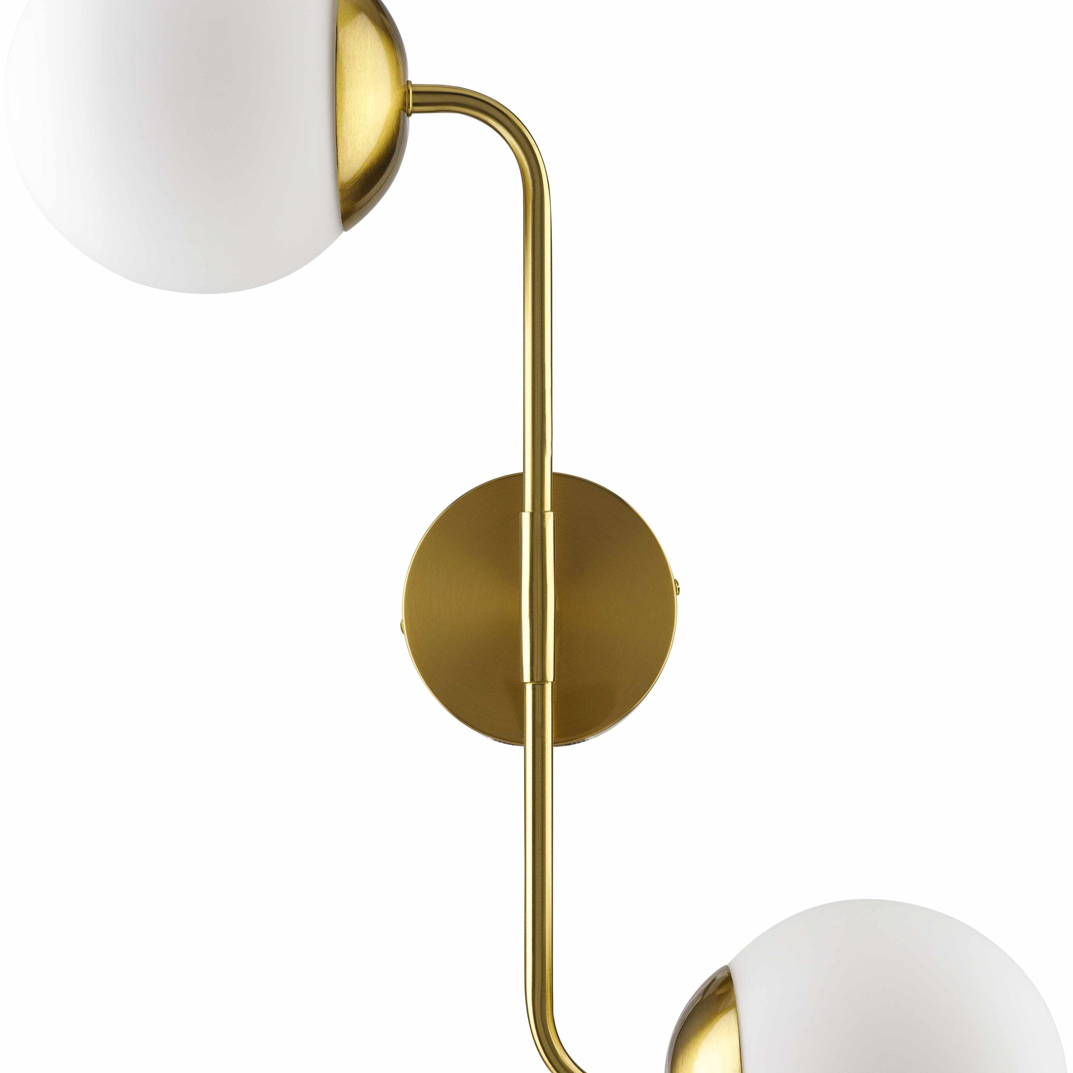 Petrignano Glass & Brass Wall Sconce – Traditional Dual-Bulb Accent Lighting