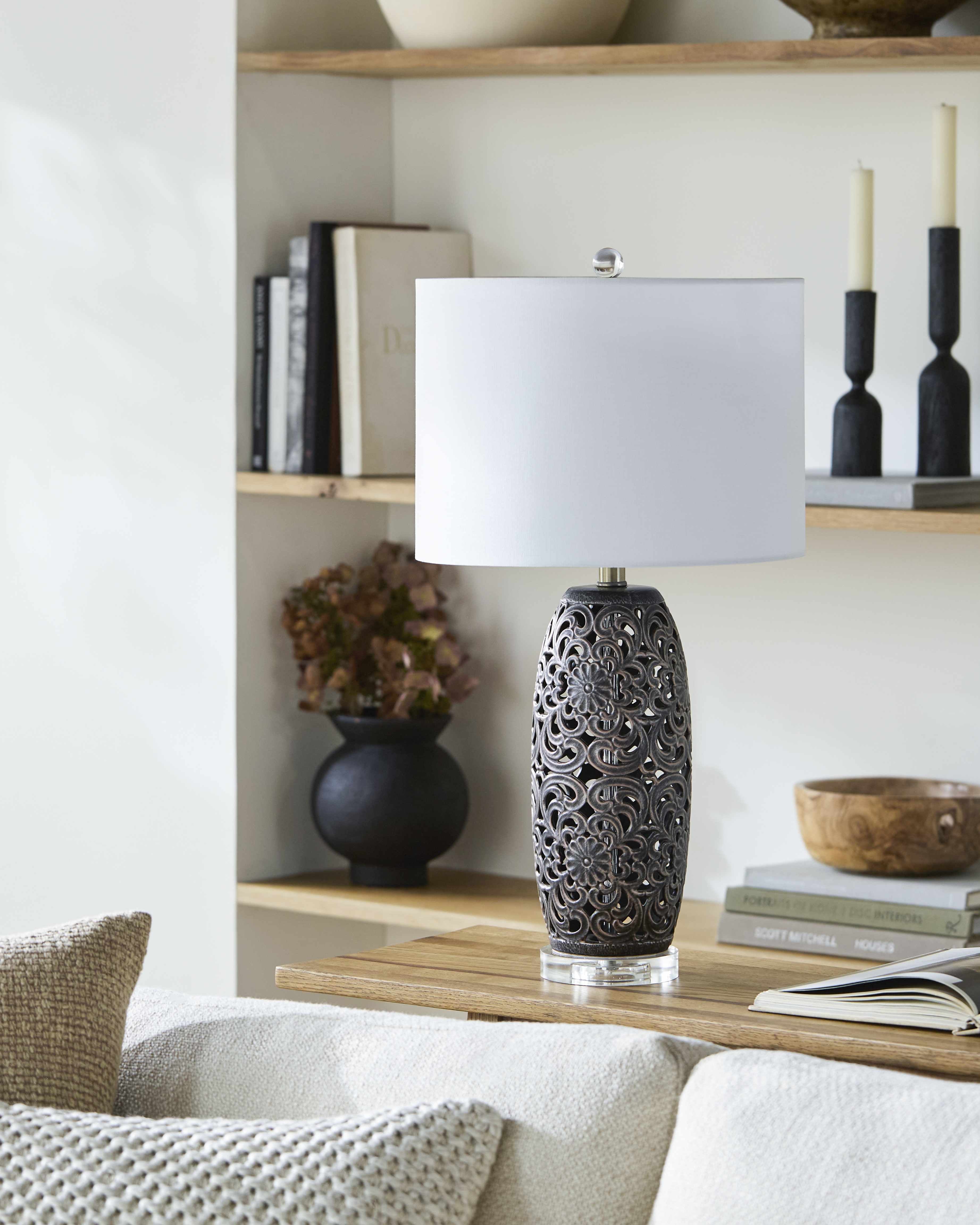 Ylivieska Table Lamp-4