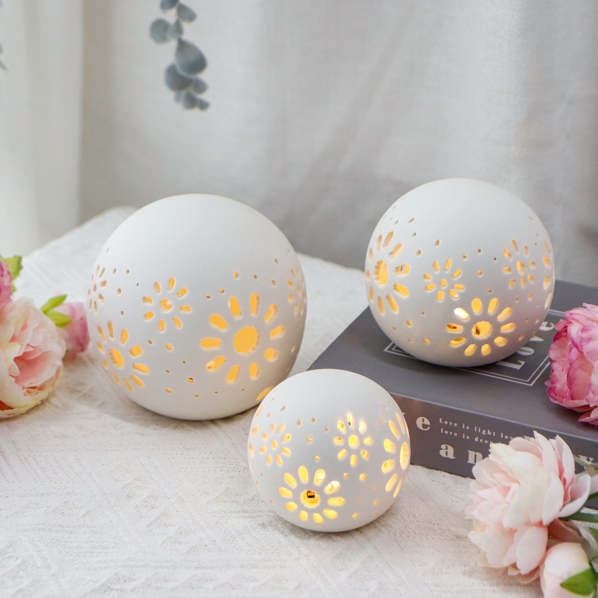 Set of 3 Ceramic Decorative Lamp Floral Carved Cordless Lamp-1