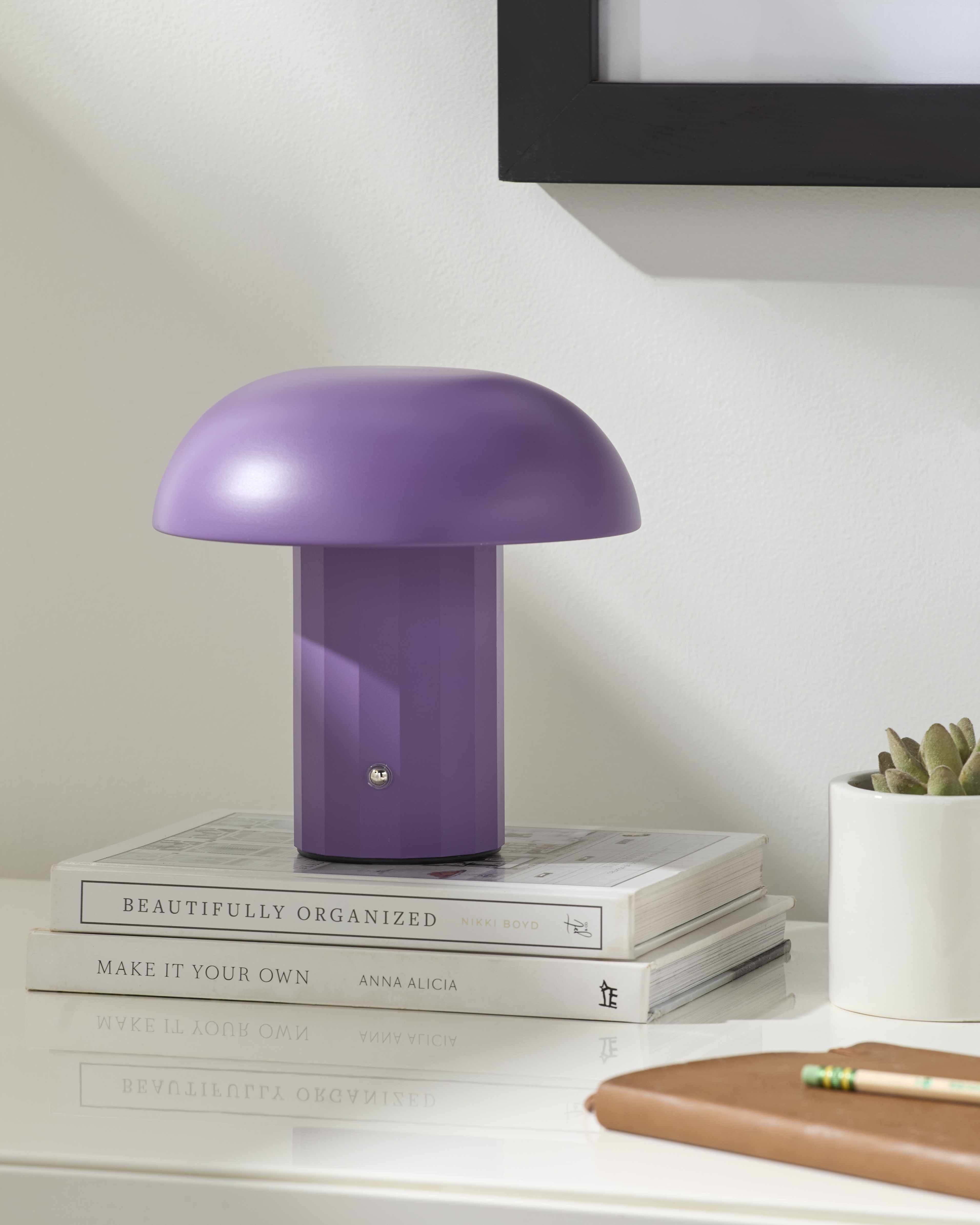 Kranenburg Table Lamp-2