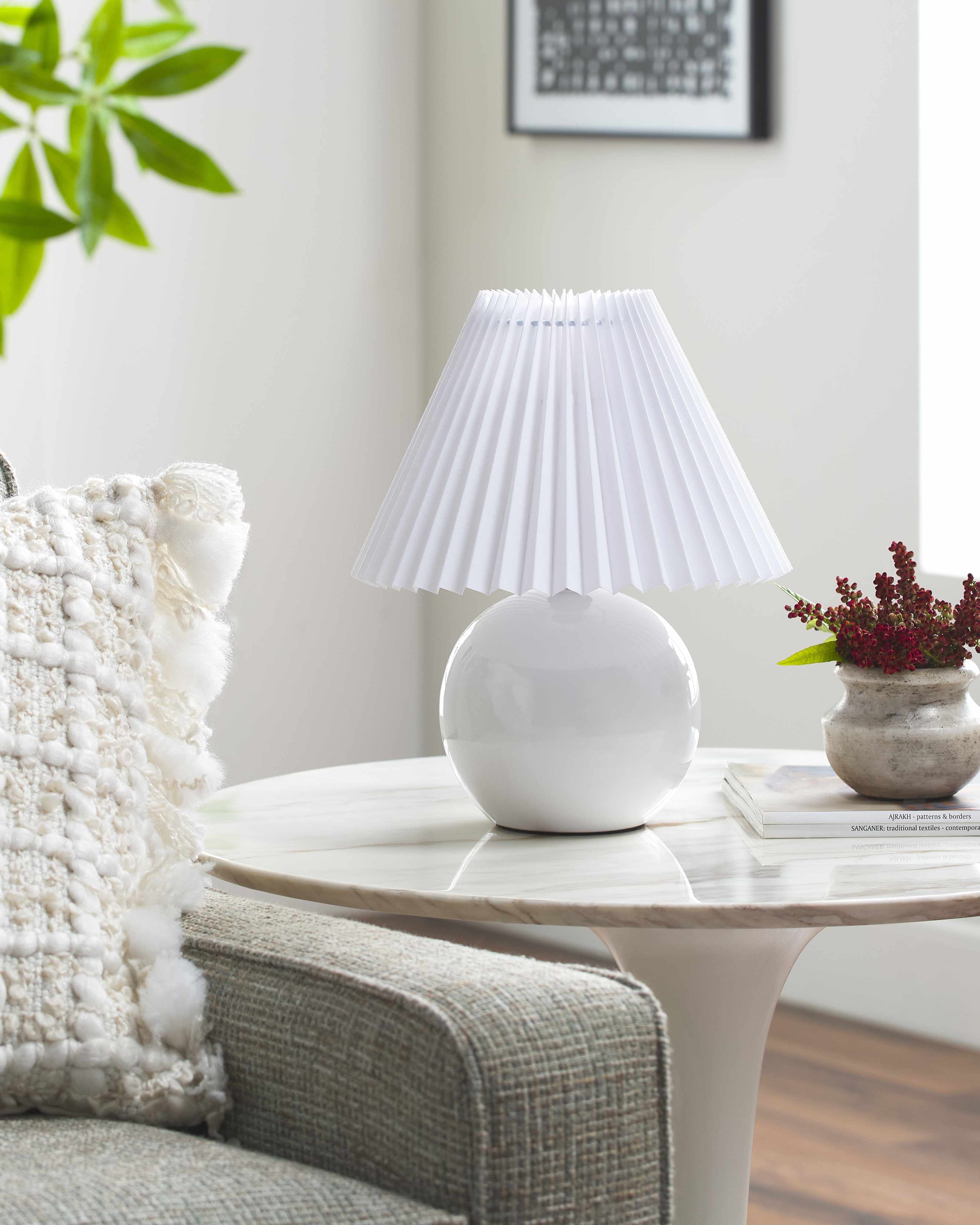 Shcheglovo Table Lamp-0